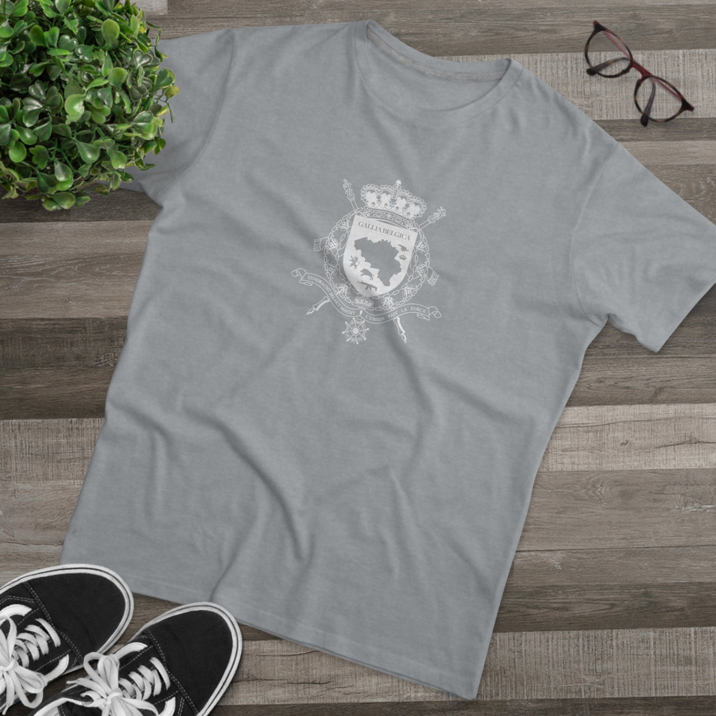 Brand t-shirt Logo