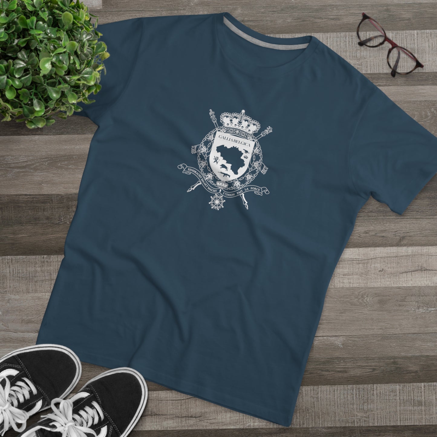 Brand t-shirt Logo